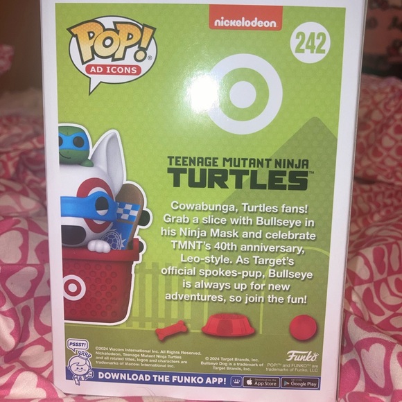 Funko POP! Ad Icons: Target Bullseye in Ninja Mask with Leo Vinyl Figure - Picture 4 of 4